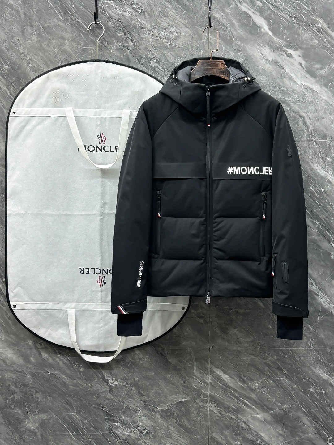 wg.luxury-- 7o9385r Down jacket goose down Gore-tex尼龙纤维面料 2colour item:E-F290J2223-2H